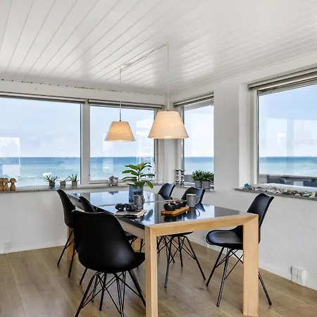 Holiday home 3 Bedroom Amazing In *
